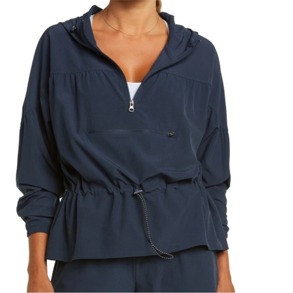 Zella Jackets & Blazers - Zella Navy Excursion Hooded Packable Anorak (S)